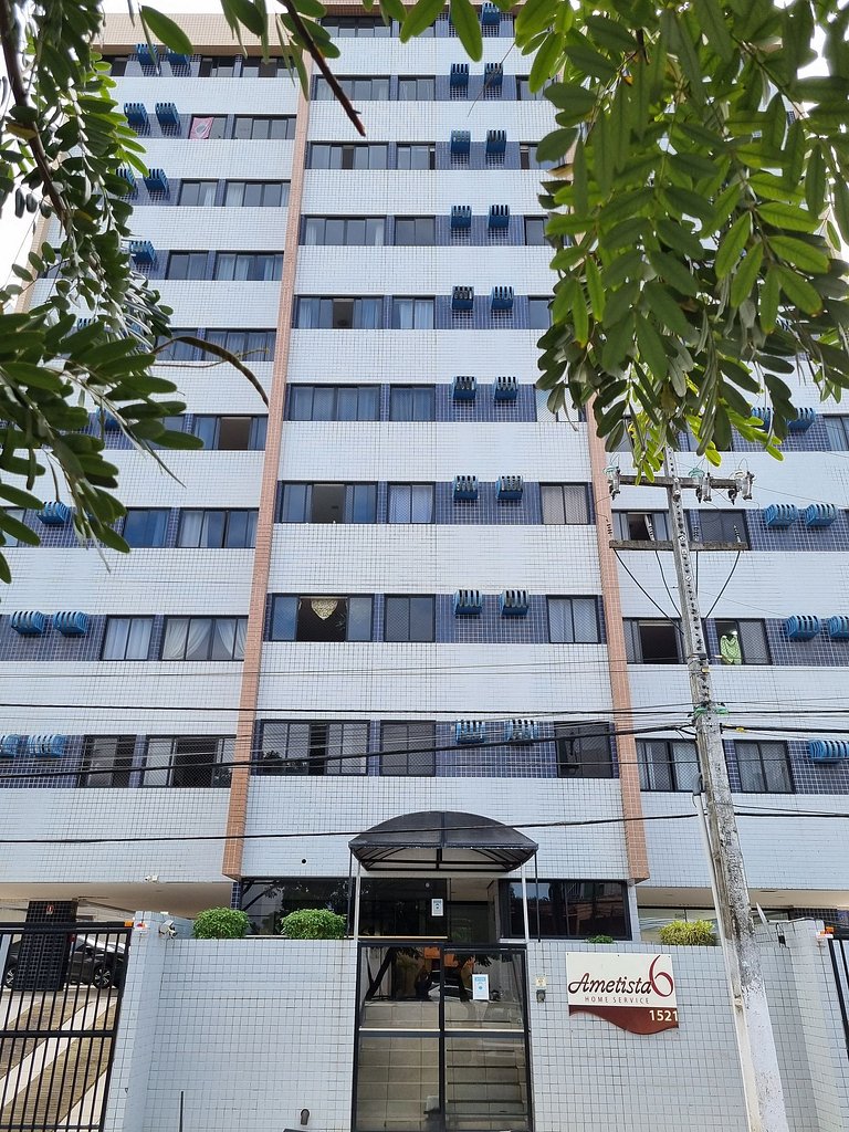 2 Bedroom Apartment with Pajuçara View