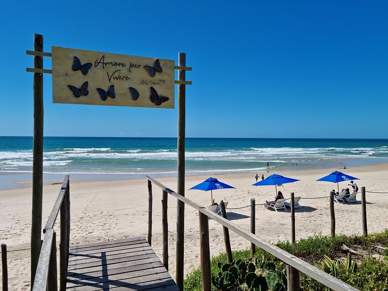 Conforto Beira-Mar: Lazer, Piscina e 2 Banheiros