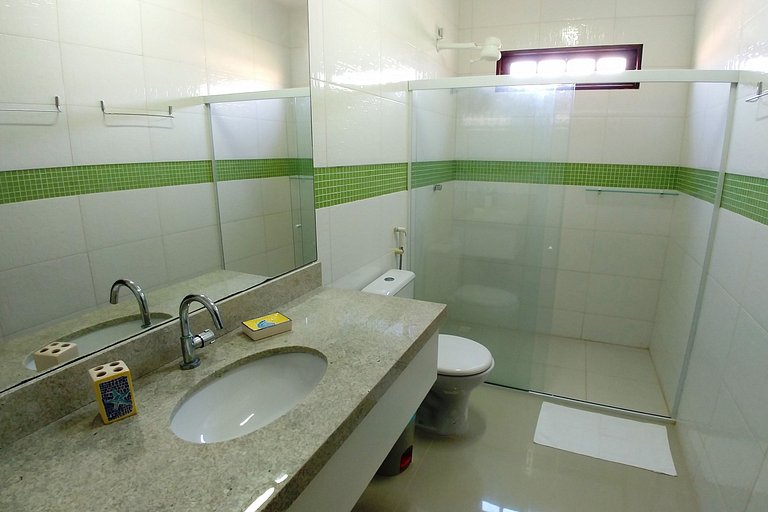 Casa Ampla com Piscina e Churrasqueira para 16p