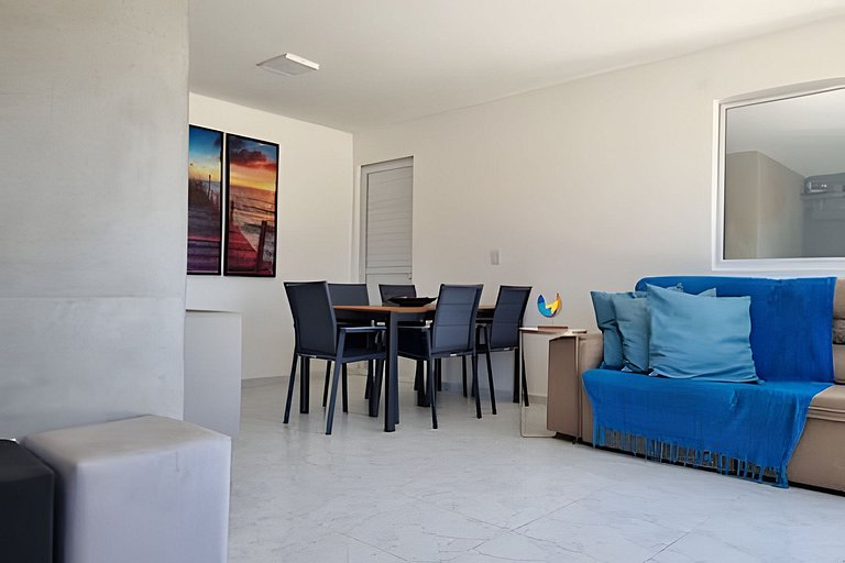 Casa com Piscina Privativa e 3 Qts com Ar