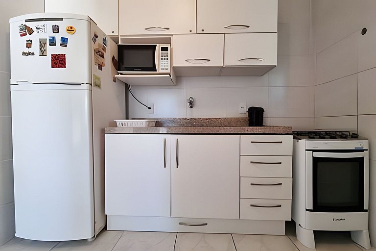 Casa com Piscina Privativa e 3 Qts com Ar