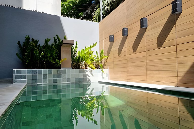 Casa com Piscina Privativa e 3 Qts com Ar