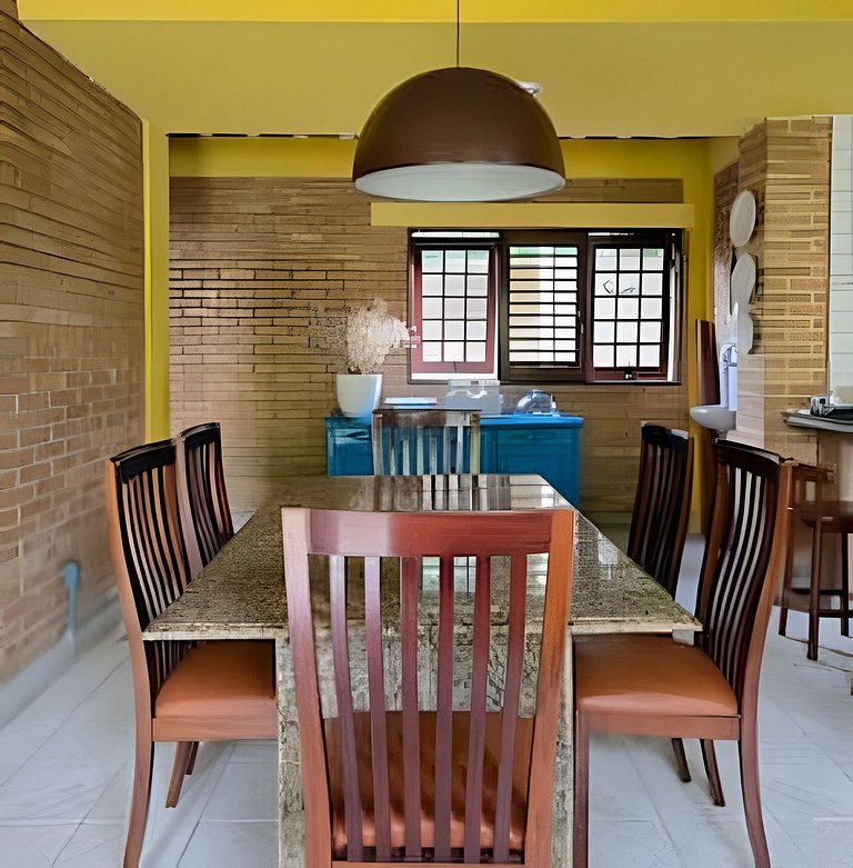 Casa com Piscina, Lazer Gourmet e Beach Tênis